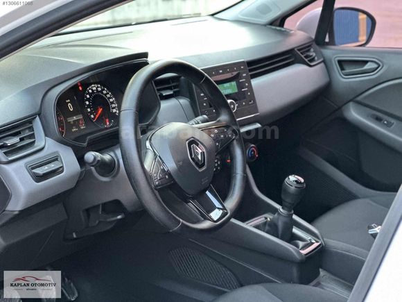 KAPLAN OTODAN B O Y A S I Z 2022 CLİO 33 BİNDE