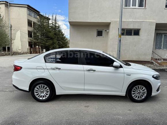 OĞUZ ' DAN HATASIZ BOYASIZ DEĞİŞENSİZ TRAMERSİZ DÜŞÜK KM EGEA