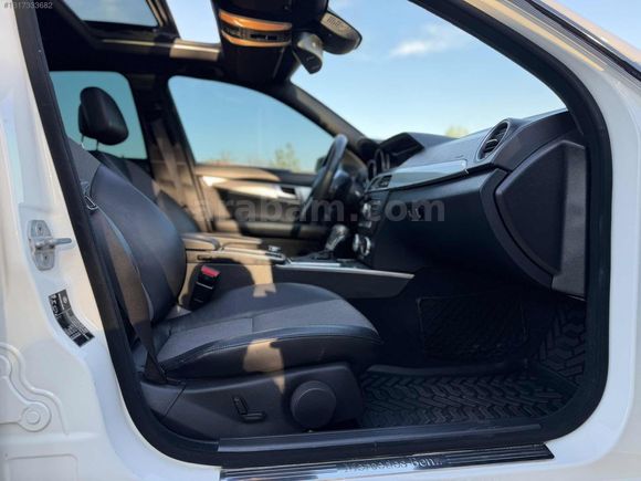 LUXA AUTO'DAN CAM TAVAN C180 AMG