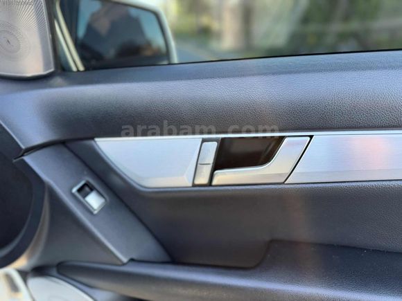 LUXA AUTO'DAN CAM TAVAN C180 AMG