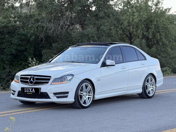 LUXA AUTO'DAN CAM TAVAN C180 AMG