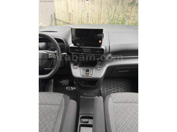 2025 OPEL COMBO 1.5D EDİTİON-OTOMATİK-6004KM-HATASIZ-BOYASIZ-
