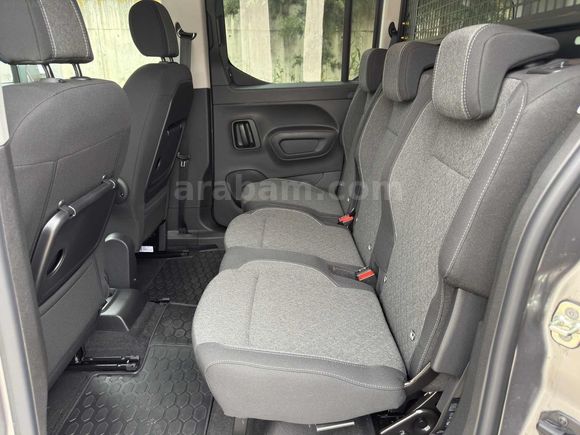 2025 OPEL COMBO 1.5D EDİTİON-OTOMATİK-6004KM-HATASIZ-BOYASIZ-
