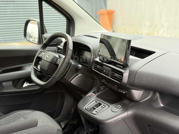 2025 OPEL COMBO 1.5D EDİTİON-OTOMATİK-6004KM-HATASIZ-BOYASIZ-