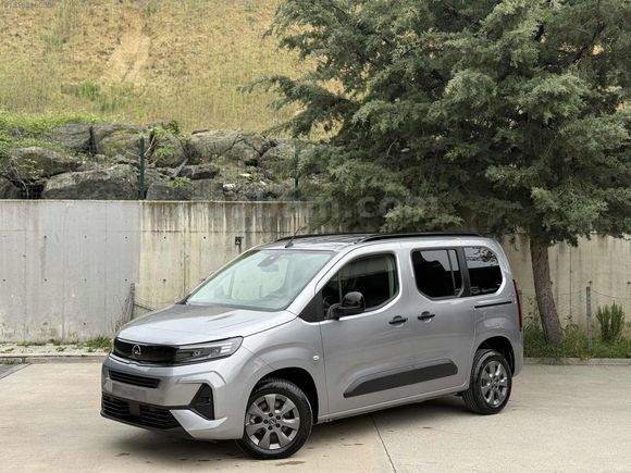 2025 OPEL COMBO 1.5D EDİTİON-OTOMATİK-6004KM-HATASIZ-BOYASIZ-