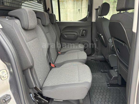 2025 OPEL COMBO 1.5D EDİTİON-OTOMATİK-6004KM-HATASIZ-BOYASIZ-