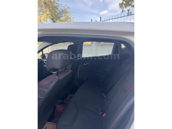 SAYGIN OTOMOTİV'DEN HATASIZ BOYASIZ CLİO
