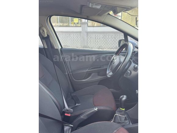 SAYGIN OTOMOTİV'DEN HATASIZ BOYASIZ CLİO