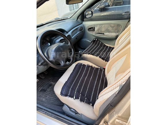 Sahibinden Renault Megane 2.0 RXT 1999 Model 