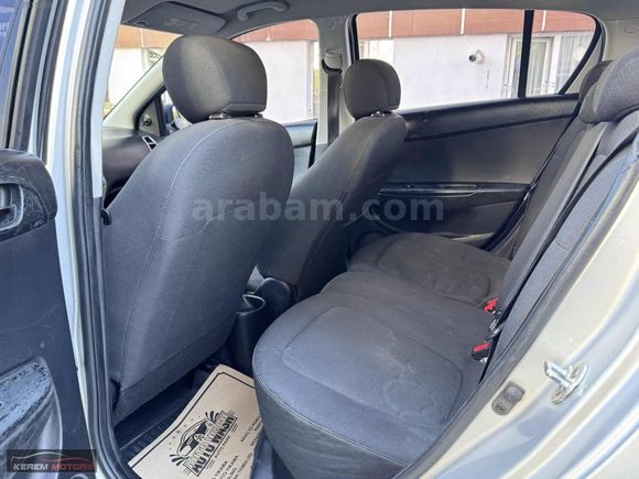 HUNDAİ İ20 1.4 CRDİ ELİTE TEMİZ/MASRAFSIZ