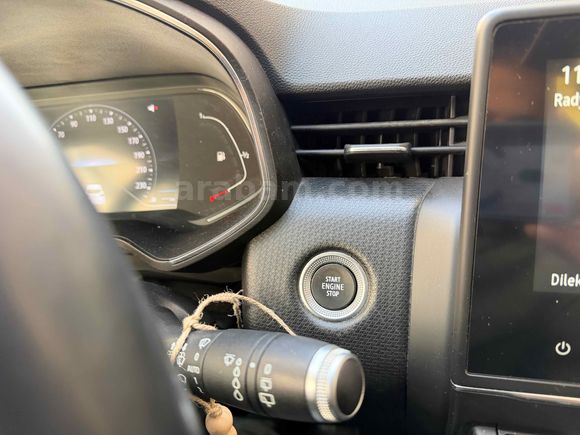 Sahibinden Renault Clio 1.0 TCe Icon 2021 Model 