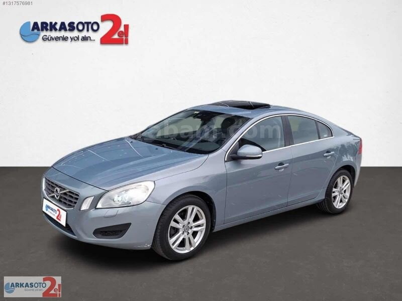 Galeriden Volvo S60 2.0 T Premium 2011 Model Ankara 211.000 km Mavi