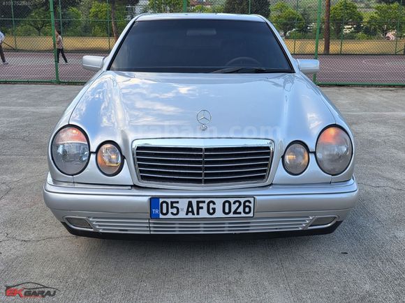 E K GARAJ'dan 1997 MERCEDES E200 OTOMATİK
