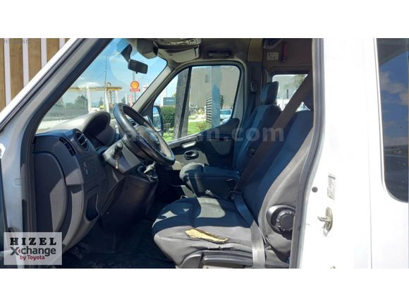 TOYOTA PLAZA HIZEL GÜVENCESİYLE RENAULT MASTER 17+1 SERVİS ARACI