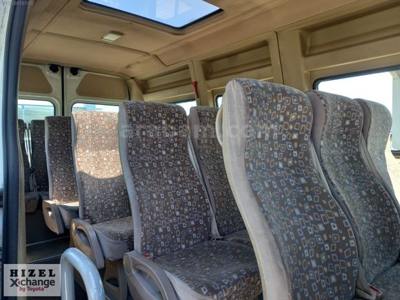 TOYOTA PLAZA HIZEL GÜVENCESİYLE RENAULT MASTER 17+1 SERVİS ARACI