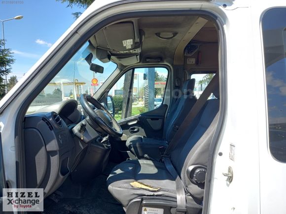 TOYOTA PLAZA HIZEL GÜVENCESİYLE RENAULT MASTER 17+1 SERVİS ARACI