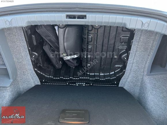 TÜRKİYEDE TEK 2012 model 23 BİN KM HATASZ-DEĞİŞENSZ-BMW