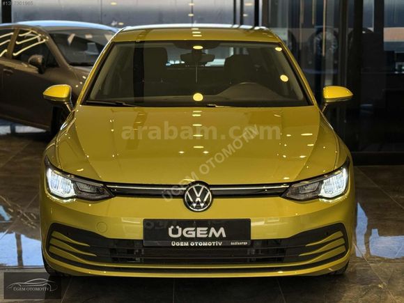 ÜGEM'DEN 2024 VW GOLF 1.0 eTSI LIFE BOYASIZ