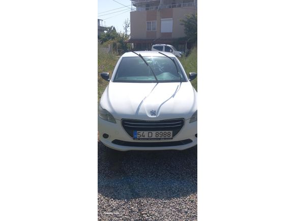 Sahibinden Peugeot 301 1.2 VTi Active 2013 Model  174.000 km Beyaz