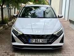 Galeriden Hyundai i20 1.4 MPI Style 2023 Model Antalya