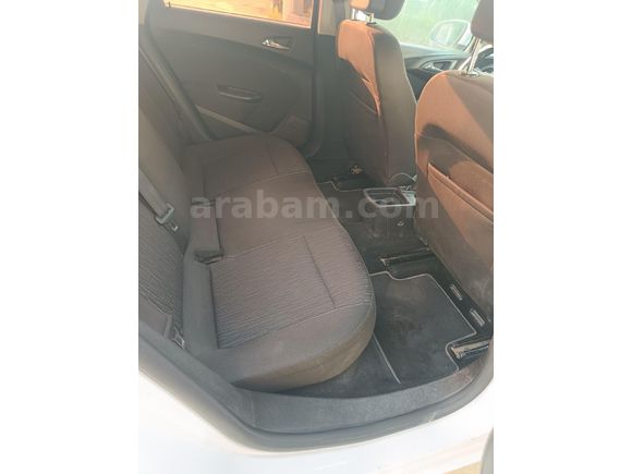 Sahibinden hatasız Opel Astra 1.6 Edition plus 2016 Model  148.000 km