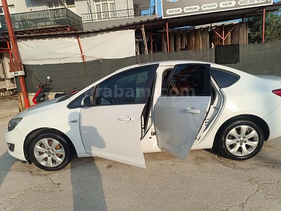 Sahibinden hatasız Opel Astra 1.6 Edition plus 2016 Model  148.000 km
