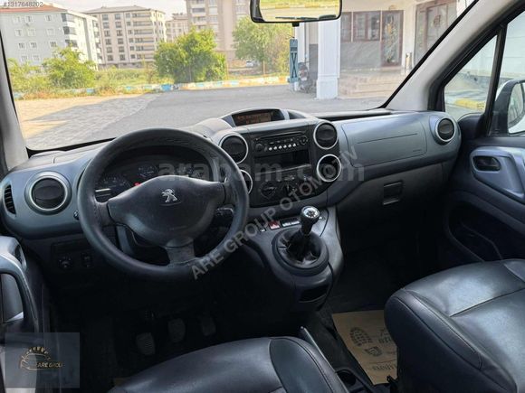 ARE GROUP'DAN 2012 PEUGEOT PARTNER TEPEE 1.6HDI ACTİVE MASRAFSIZ