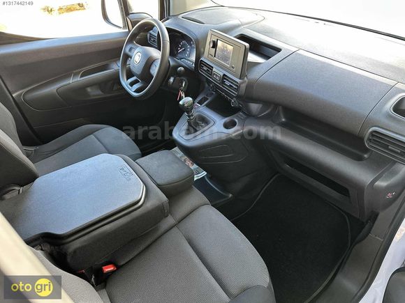 2023 DOBLO MAXİ 1.5HDİ 2+1 67.KM %20 FATURA YENİ KASA