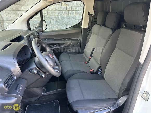 2023 DOBLO MAXİ 1.5HDİ 2+1 67.KM %20 FATURA YENİ KASA