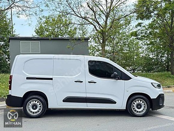 MİRHAN OTOMOTİV'DEN 2025 FİAT DOBLO 1.5 BLUEHDİ MAXİ HAYALET EKR