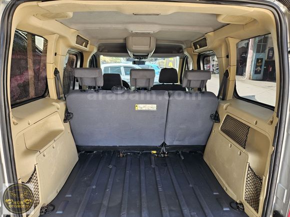 ARACIMIZ 2007 MODEL FORD TOURNEO CONNECT 1.8 TDCİ GLX 110HP