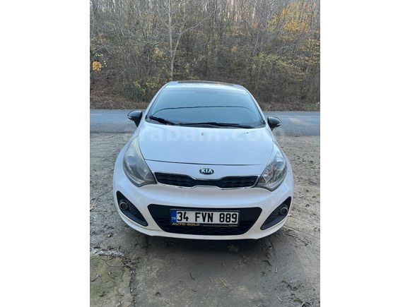 Sahibinden Kia Rio 1.4 CRDi Sporty 2014 Model