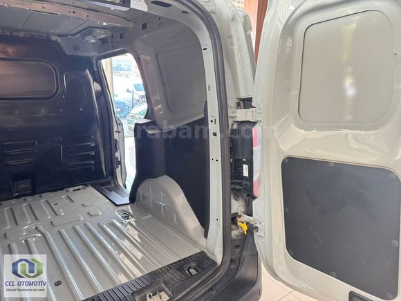 2024 FORD TRANSİT CORUİER 1.5 EcoBLUE TREND MANUEL CCL A.Ş'DEN