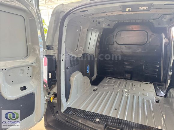 2024 FORD TRANSİT CORUİER 1.5 EcoBLUE TREND MANUEL CCL A.Ş'DEN