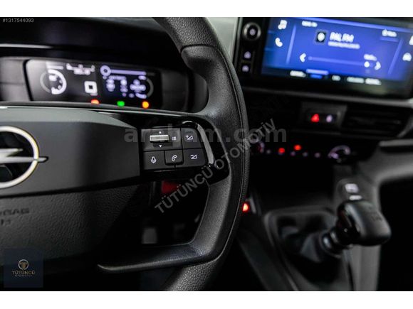 2025 OPEL COMBO 1.5DİZEL 14.000KM 130HP LED FAR ŞERİT TAKİP %20
