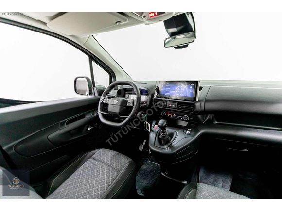 2025 OPEL COMBO 1.5DİZEL 14.000KM 130HP LED FAR ŞERİT TAKİP %20