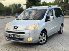 2011 MODEL PEUGEOUT PARTNER TEPEE
