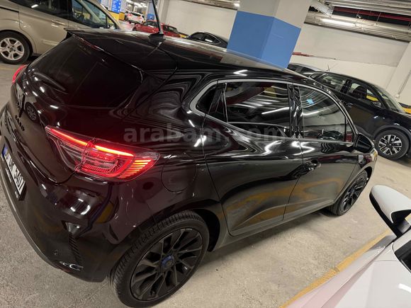 Sahibinden Renault Clio 1.0 TCe Techno Esprit Alpine 2025 Model 