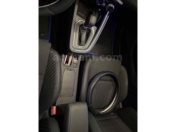 Sahibinden Renault Clio 1.0 TCe Techno Esprit Alpine 2025 Model 