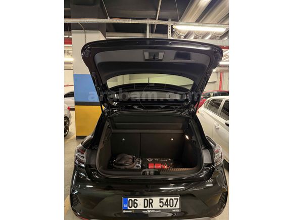 Sahibinden Renault Clio 1.0 TCe Techno Esprit Alpine 2025 Model 