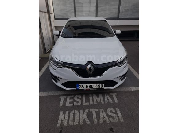 Sahibinden Renault Megane 1.5 Blue DCI Touch 2021 Model Kocaeli 93bin km Beyaz