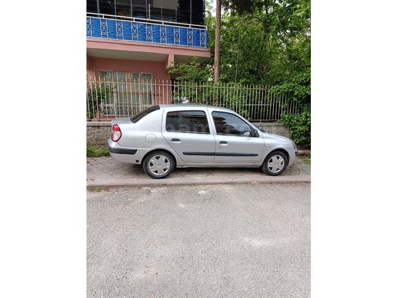 Sahibinden Renault Clio 1.4 Authentique 2006 Model