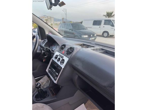 RD AUTO dan caddy