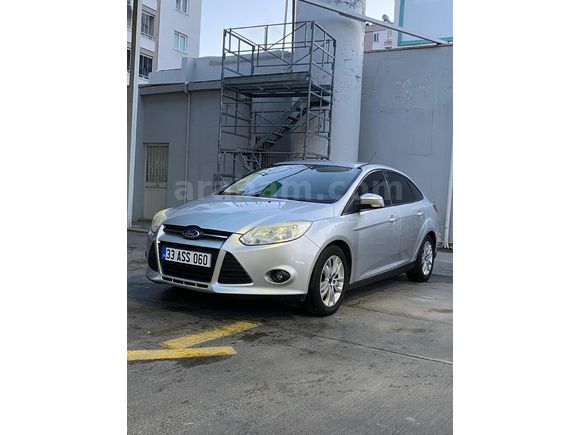 Sahibinden Ford Focus 1.6 TDCi Trend X 2013 Model  206.000 km Gri