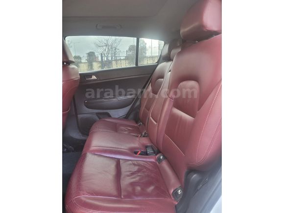 Sahibinden Kia Sportage 1.6 GDI Premium 2017 Model  175.000 km Beyaz