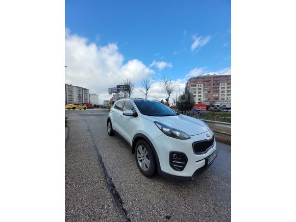 Sahibinden Kia Sportage 1.6 GDI Premium 2017 Model  175.000 km Beyaz