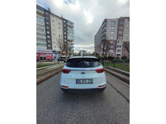 Sahibinden Kia Sportage 1.6 GDI Premium 2017 Model  175.000 km Beyaz