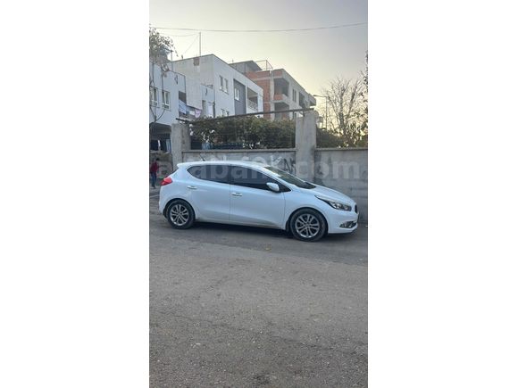 Sahibinden Kia Ceed 1.6 CRDi Concept 2012 Model 