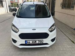 Sahibinden Ford Tourneo Courier 1.5 TDCi junır Titanium Plus 2023 Model 