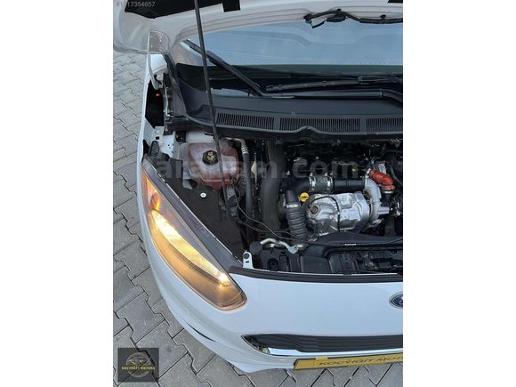 KOÇYİĞİT&MOTORS'DAN-FORD-TOURNEO-COURİER-JOURNEY-TİTANİUM-PLUS